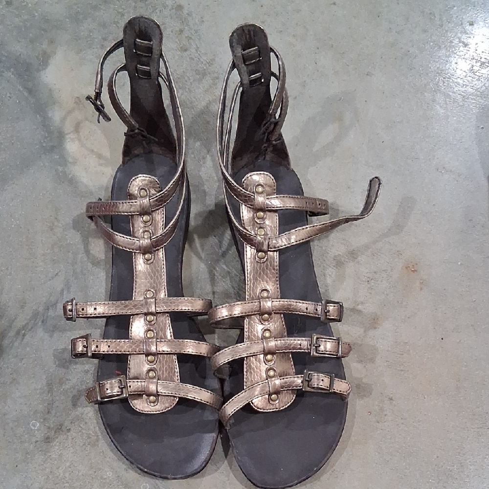 Mossimo Supply Co Women's Strappy Sandals in Bronze